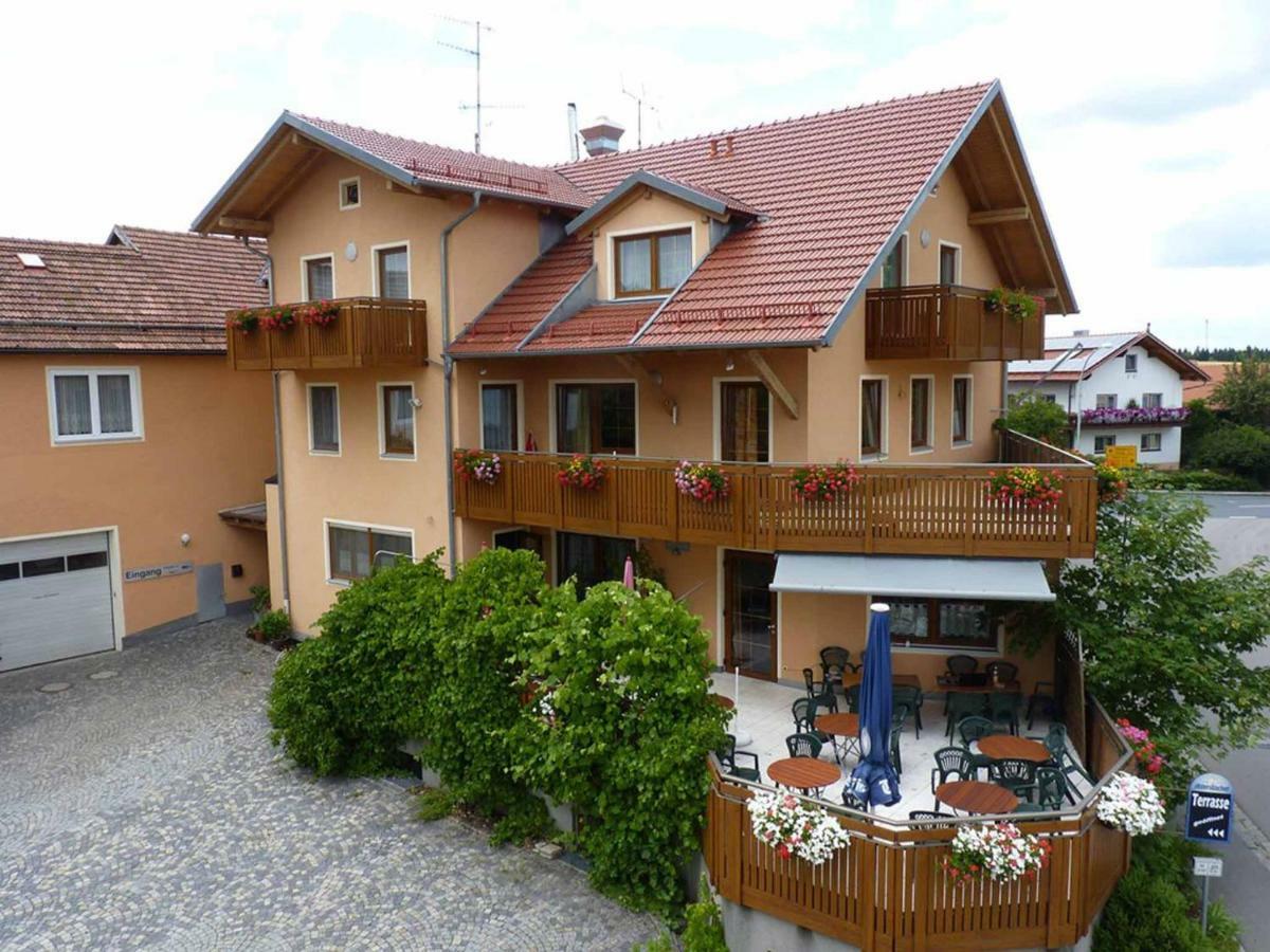 Gasthof-Pension-Metzgerei Jäger Michelsneukirchen Exterior foto